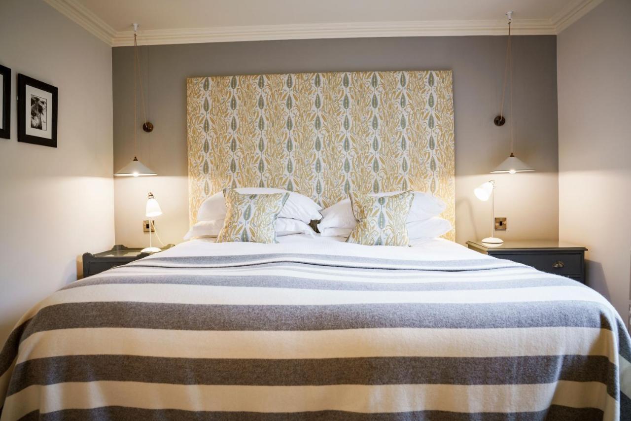 The Bear Of Rodborough Hotel Stroud  Extérieur photo