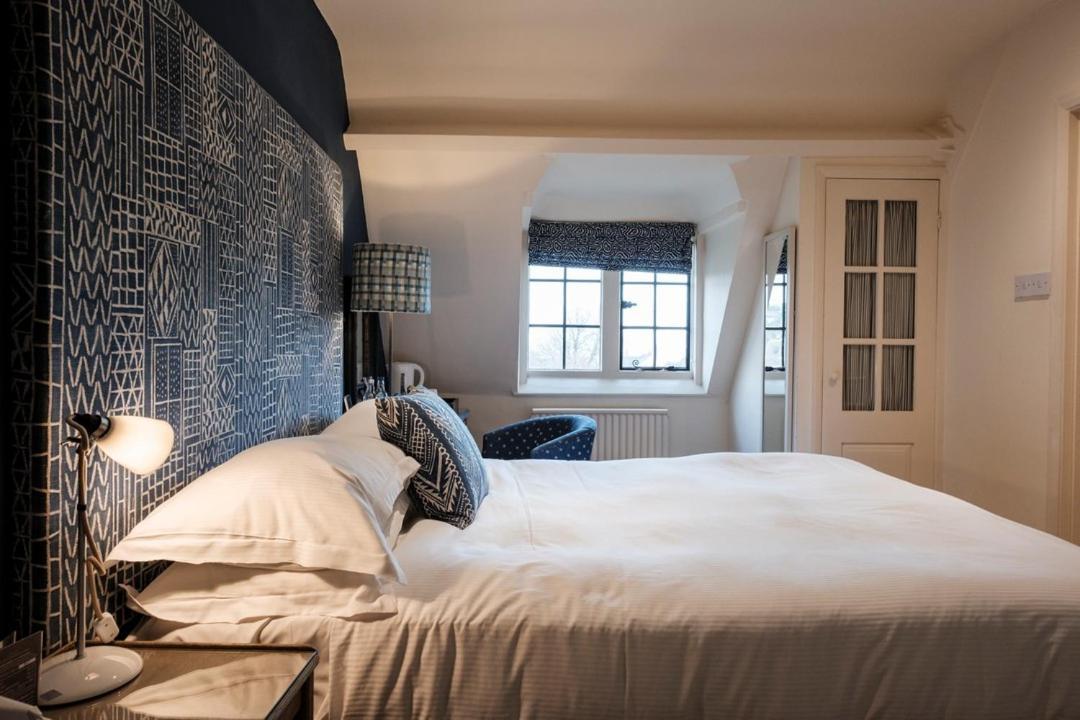 The Bear Of Rodborough Hotel Stroud  Extérieur photo