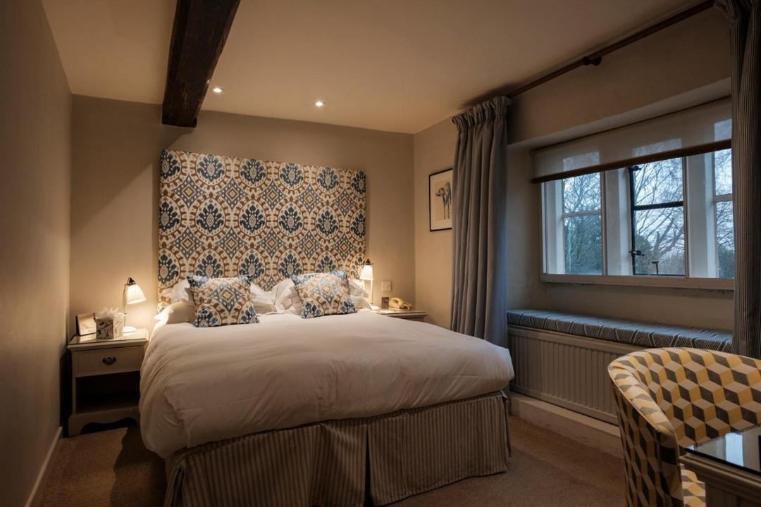 The Bear Of Rodborough Hotel Stroud  Extérieur photo